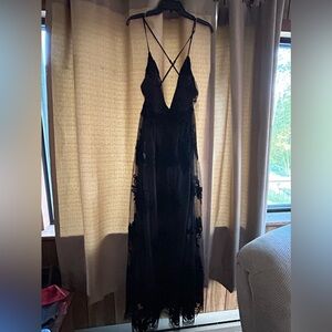 Windsor prom dress never worn
